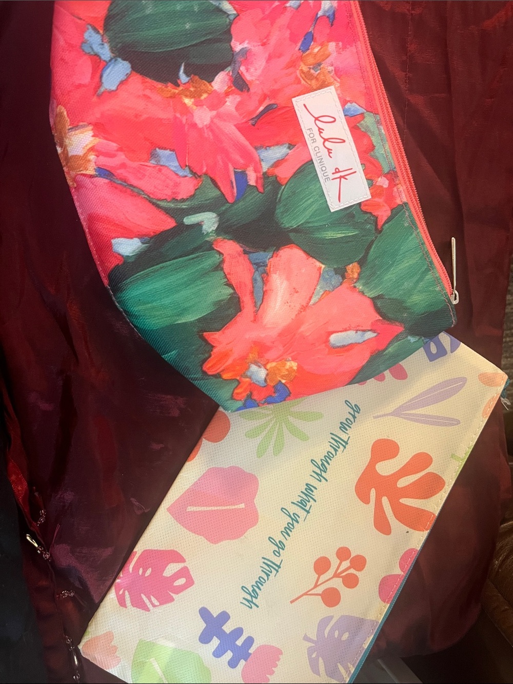 Clinique Coral Floral Cosmetic Bag with NWT “grow thru…” pouch 13